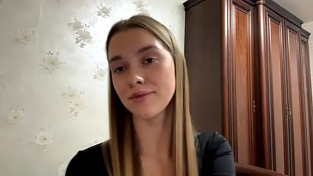 dreams kitty online show from 10-06-25, 05:10