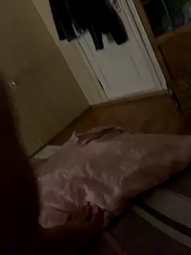 Snapshot of xtremedag chatting on 11-28-25, 11:51 xtremedag online show from 11-28-25, 11:51