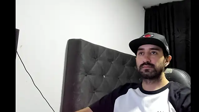 coolfriki online show from 11-08-25, 04:56