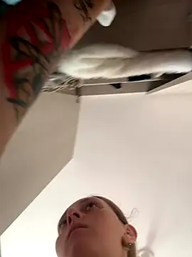 Mia dca online show from 11-02-25, 07:05