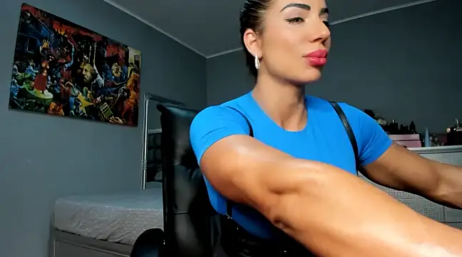 Alesyamuscledollxh online show from 02-07-25, 12:39