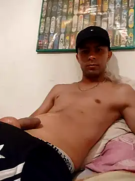 Snapshot of Yohan-hot chatting on 10-06-25, 01:14 Yohan-hot online show from 10-06-25, 01:14