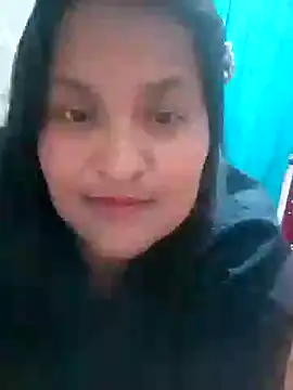 Snapshot of lucia00xx chatting on 11-02-25, 12:46 lucia00xx online show from 11-02-25, 12:46