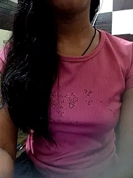Snapshot of anjali2351 chatting on 10-12-25, 05:45 anjali2351 online show from 10-12-25, 05:45