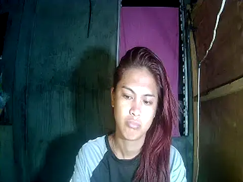 Snapshot of hottrisha1999 chatting on 10-22-25, 05:34 hottrisha1999 online show from 10-22-25, 05:34