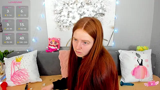 Evarey  online show from 12-20-25, 06:20