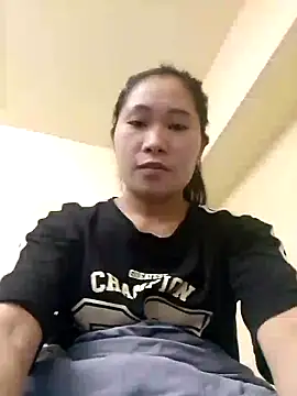 Snapshot of Ripe_me chatting on 10-08-25, 10:13 Ripe me online show from 10-08-25, 10:13