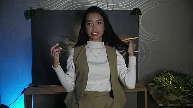SelinaLukas online show from 10-07-25, 04:04