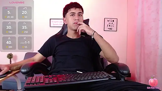 Alancum7 online show from 06-15-26, 01:13