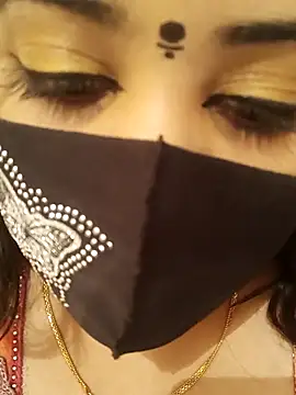 Beauty Queen Soniya online show from 01-17-26, 02:33