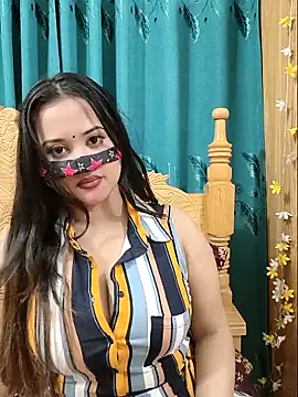 Beauty Queen Soniya online show from 04-13-26, 09:31