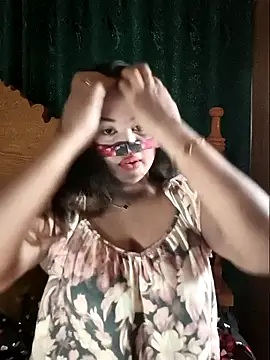 Snapshot of Beauty_Queen_Soniya chatting on 05-24-26, 02:38 Beauty Queen Soniya online show from 05-24-26, 02:38