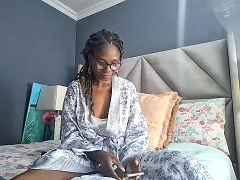 NaughtyCouga online show from 05-06-26, 06:19