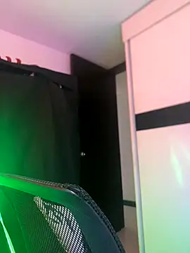 ErosDominant online show from 10-25-25, 09:20