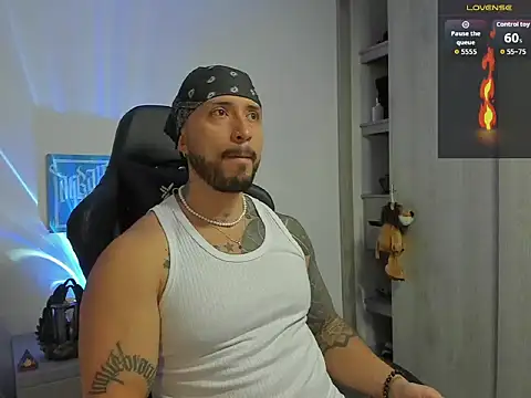 Dave-Max01 online show from 10-10-25, 11:09