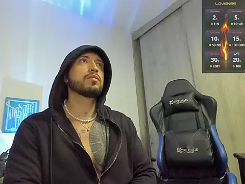 Dave-Max01 online show from 10-12-25, 02:32