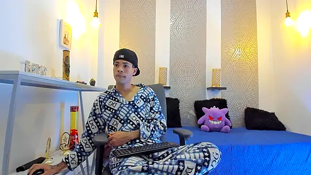 JacobBlackwell  online show from 11-03-25, 07:26