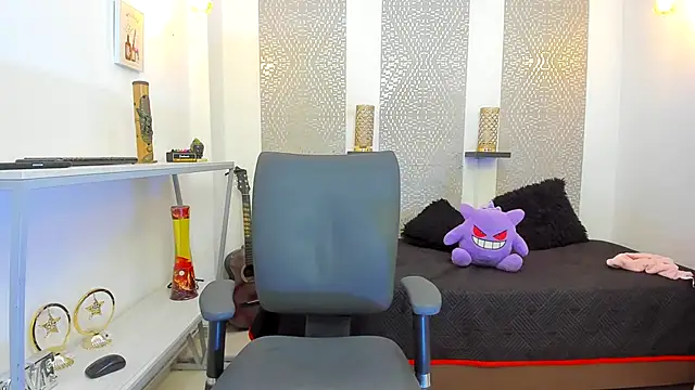 JacobBlackwell  online show from 11-04-25, 07:35