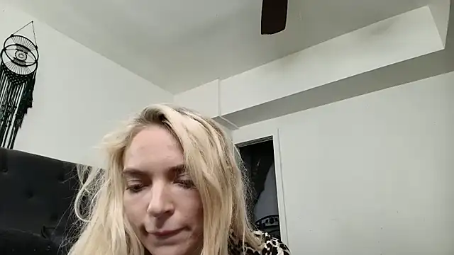 lanasharapova online show from 10-07-25, 10:07