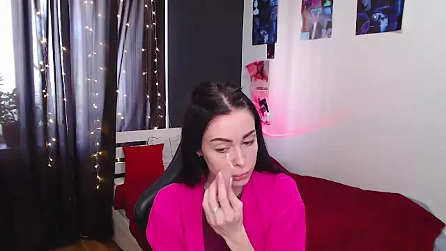 ariel is on vacation online show from 10-12-25, 12:37