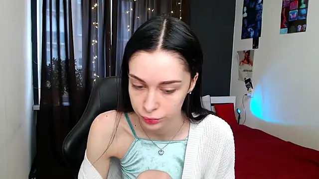 ariel is on vacation online show from 10-23-25, 09:08