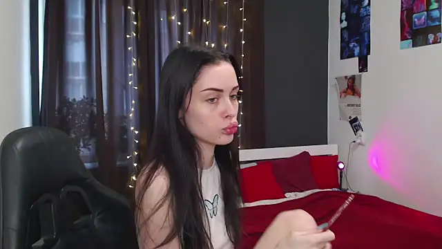 ariel is on vacation online show from 11-11-25, 10:15