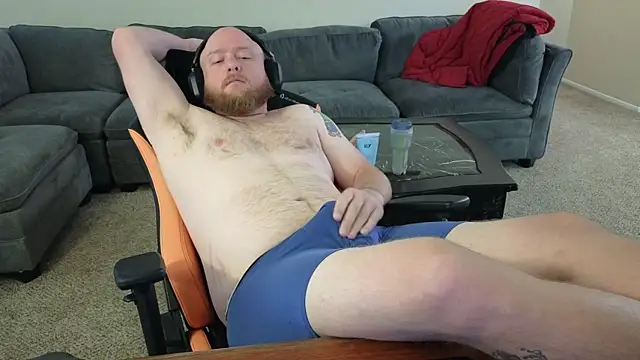 Snapshot of theballboy1 chatting on 10-23-25, 06:39 theballboy1 online show from 10-23-25, 06:39