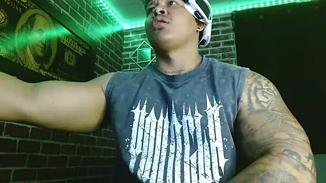 jordan bigcock  online show from 02-03-26, 06:40