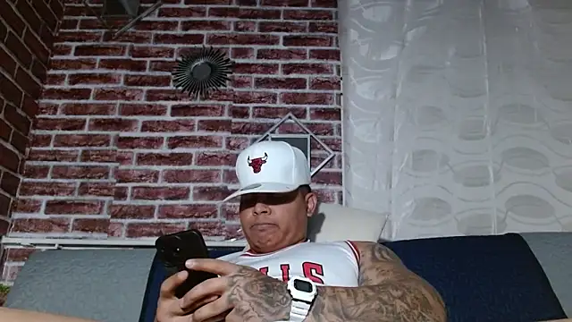 Snapshot of jordan_bigcock_ chatting on 06-15-26, 03:42 jordan bigcock online show from 06-15-26, 03:42