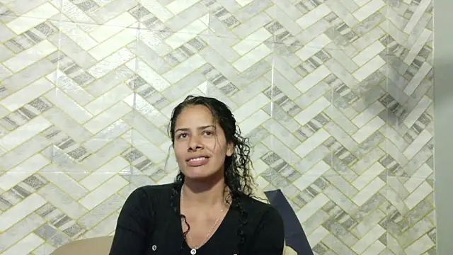 nairobi8 online show from 10-14-25, 07:03