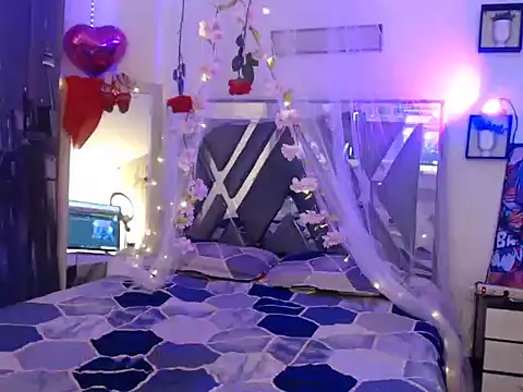 NicoleLerman online show from 10-15-25, 07:14