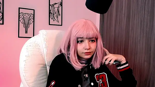 EmuOtori online show from 10-09-25, 11:41