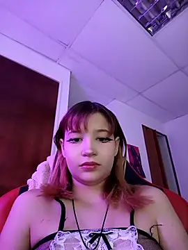 Snapshot of EmuOtori chatting on 02-13-26, 12:34 EmuOtori online show from 02-13-26, 12:34