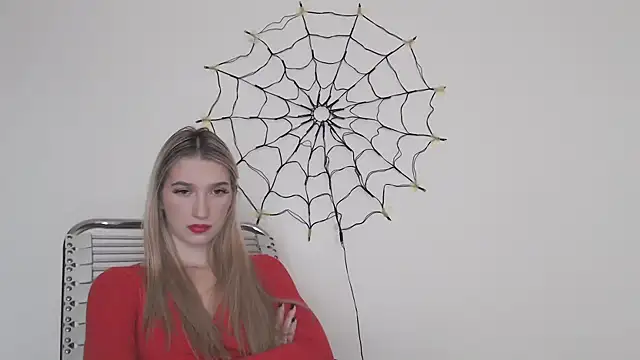 Snapshot of Lucyreeel_ chatting on 11-04-25, 01:43 Lucyreeel online show from 11-04-25, 01:43