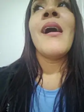 Snapshot of karla-bruni chatting on 02-22-26, 09:02 karla-bruni online show from 02-22-26, 09:02