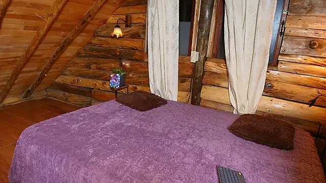 Snapshot of Nordikandclem_ chatting on 02-19-26, 01:12 Nordikandclem online show from 02-19-26, 01:12