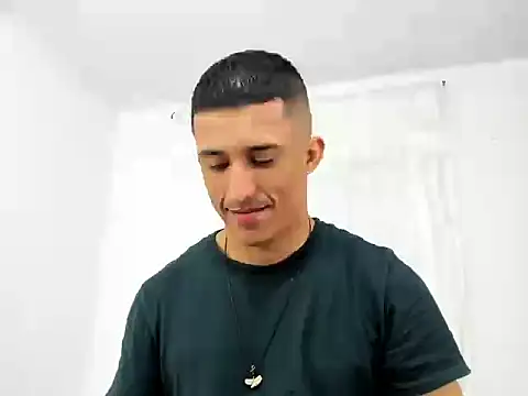 Muscle man07 online show from 11-15-25, 01:36