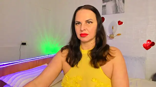 Snapshot of MIRAA_LUV chatting on 04-23-26, 03:14 MIRAA LUV online show from 04-23-26, 03:14