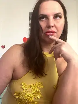 Snapshot of MIRAA_LUV chatting on 04-30-26, 03:13 MIRAA LUV online show from 04-30-26, 03:13