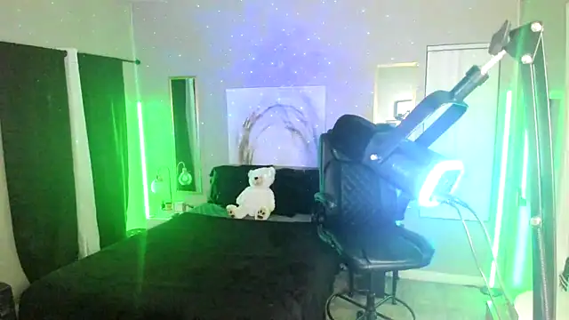 Myonnathegod online show from 12-18-25, 05:02