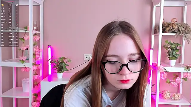 LittleCutieSandy online show from 11-09-25, 03:05