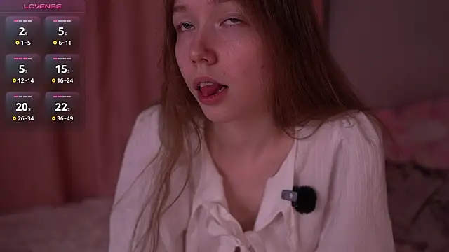 Petite Polly online show from 03-23-26, 06:12