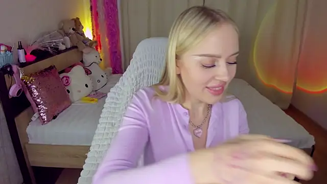 CeaneLino online show from 10-17-25, 06:32