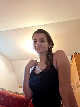 Nika aa online show from 10-17-25, 06:05