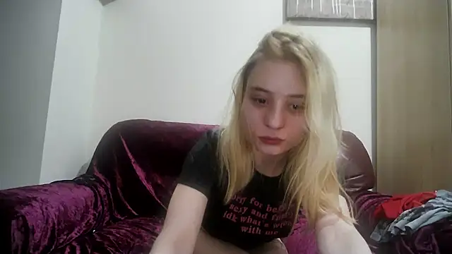 cinnamon-xx online show from 05-14-26, 01:34