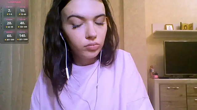 CeyaLier online show from 06-11-26, 12:32