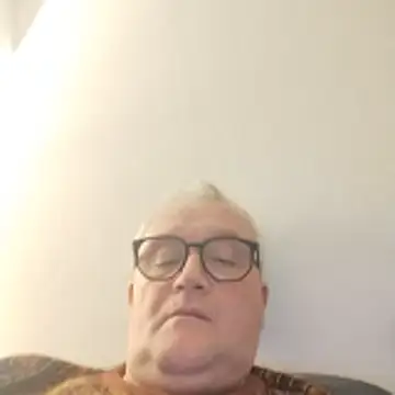 Snapshot of macdut67 chatting on 03-23-26, 05:55 macdut67 online show from 03-23-26, 05:55