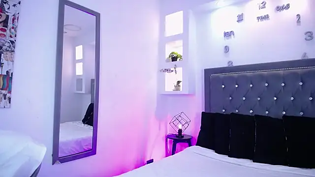 Snapshot of Emo_Boy_ chatting on 01-18-26, 08:23 Emo Boy online show from 01-18-26, 08:23