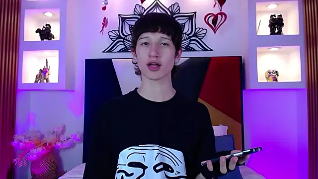 Emo Boy  online show from 02-14-26, 08:05