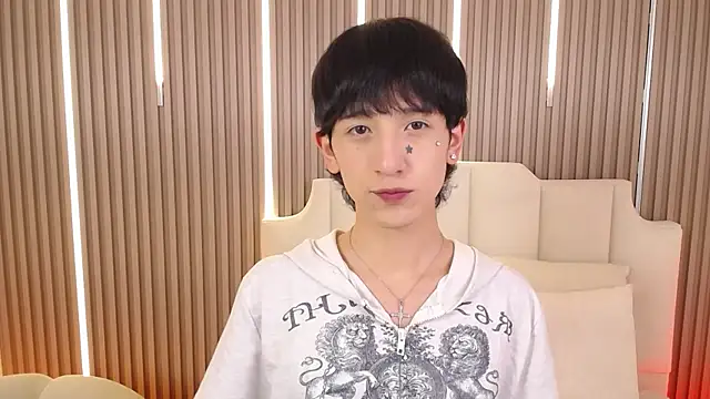 Emo Boy  online show from 06-16-26, 08:33